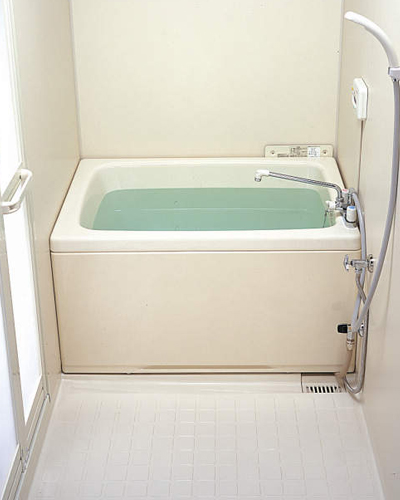 rinnai_bathtub_01.jpg